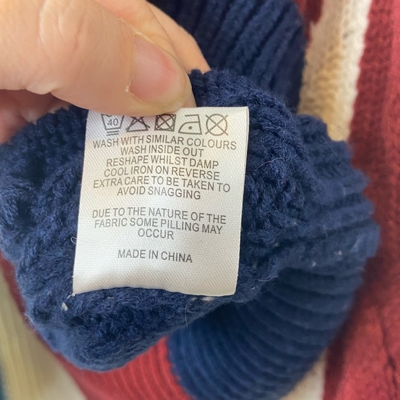 Urban Bliss• color block geometric mix cable knit sweater - Picture 4 of 7